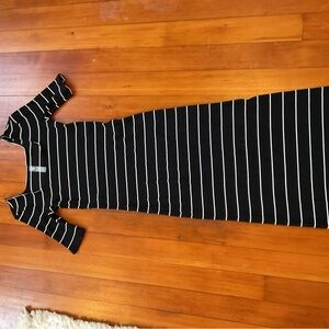 Lou & Grey Black and White Long Sleeve Dress